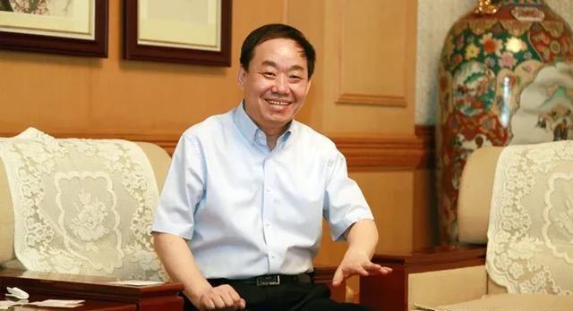 2024新奥免费资料,深究数据应用策略_UHD18.647